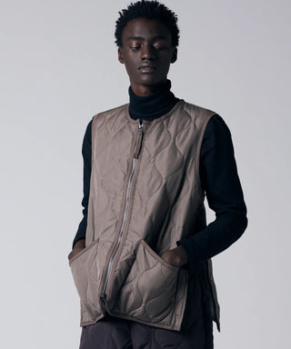 CFT.  removable down hood vest ダウンベスト New Balance ダウンベスト ベスト MET24 Down Vest メンズ