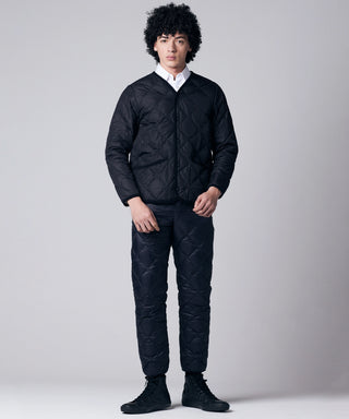 ブラック／モデル身長 180cm／着用サイズ L