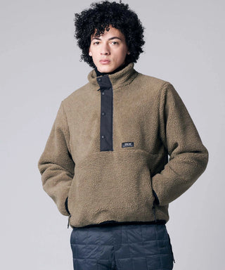 ダークベージュ×ブラック／モデル身長 180cm／着用サイズ L