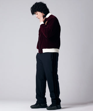 ブラック(ブラック)／モデル身長 180cm／着用サイズ L