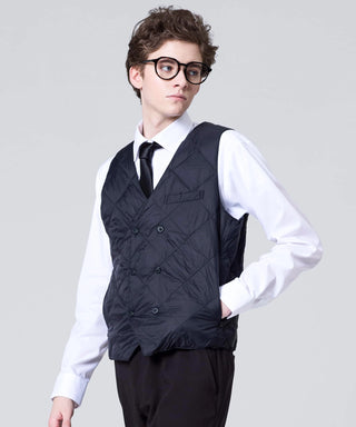 ブラック／モデル身長 182cm／着用サイズ L