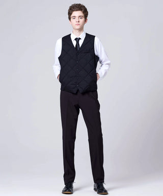 ブラック／モデル身長 182cm／着用サイズ L