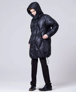 ダークネイビー／モデル身長 182cm／着用サイズ 1 (M-L)