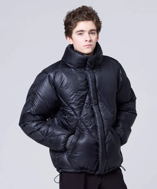 ダークネイビー／モデル身長 182cm／着用サイズ 1 (M-L)