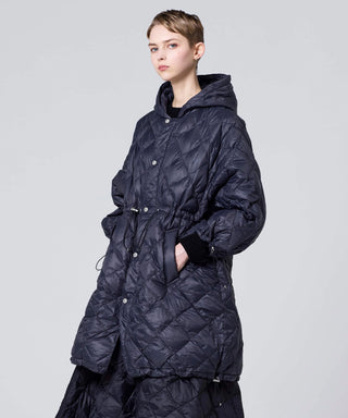 ダークネイビー／モデル身長 171cm／着用サイズ ONESIZE