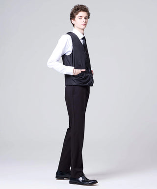 ブラック（裏側）／モデル身長 182cm／着用サイズ L