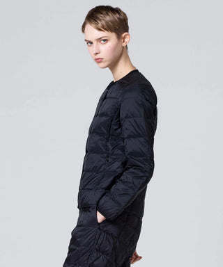 ブラック／モデル身長 171cm／着用サイズ L