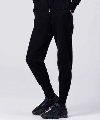 ブラック／モデル身長 171cm／着用サイズ L
