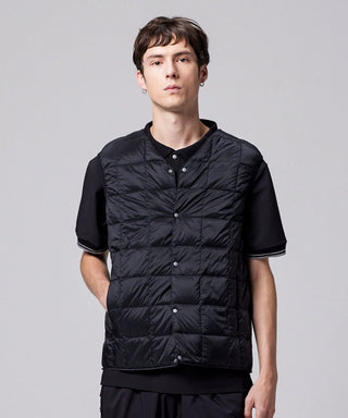 ブラック／モデル身長 178cm／着用サイズ L