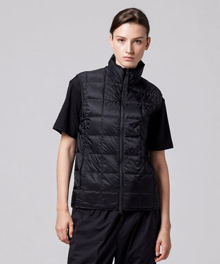 ブラック／モデル身長 169cm／着用サイズ XS