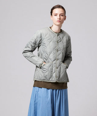 ダークセージグリーン／モデル身長 169cm／着用サイズ XS