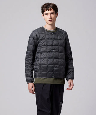 ダークチャコール／モデル身長 178cm／着用サイズ L