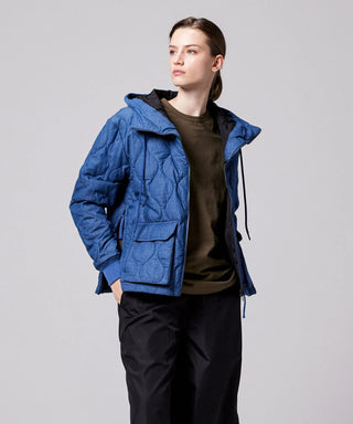 インディゴデニム／モデル身長 169cm／着用サイズ XS