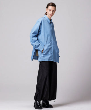 ブルーデニム／モデル身長 169cm／着用サイズ S