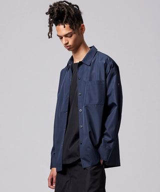 ダークネイビー／モデル身長 181cm／着用サイズ L