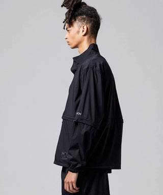 ブラック／モデル身長 181cm／着用サイズ L