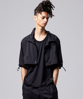 ブラック／モデル身長 181cm／着用サイズ L