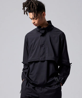 ブラック／モデル身長 181cm／着用サイズ L