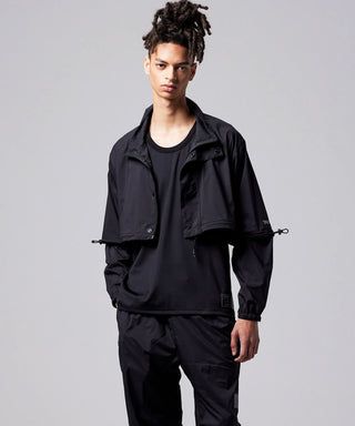 ブラック／モデル身長 181cm／着用サイズ L