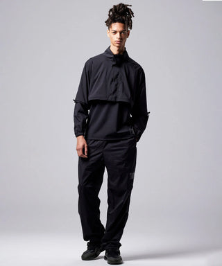 ブラック／モデル身長 181cm／着用サイズ L