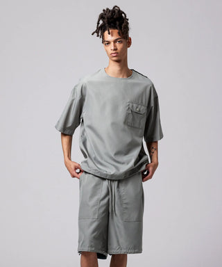 ダークセージグリーン／モデル身長 181cm／着用サイズ L