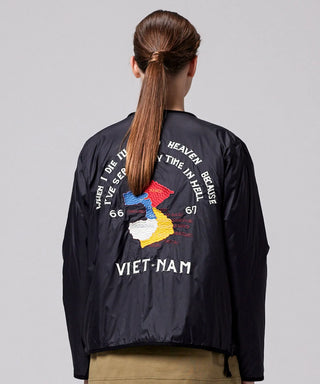 ブラック／モデル身長 169cm／着用サイズ XS