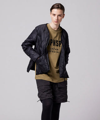 ブラック／モデル身長 169cm／着用サイズ XS