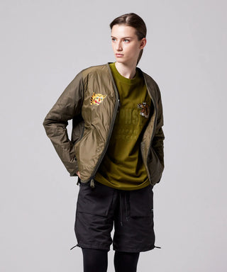 オリーブ／モデル身長 169cm／着用サイズ XS