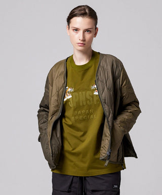 オリーブ／モデル身長 169cm／着用サイズ XS