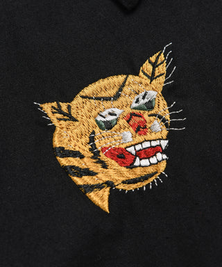 表側（キャンバス生地面）：右胸はベトジャン虎刺繍