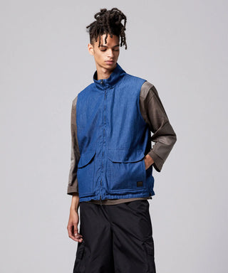 ブラック（裏側）／モデル身長 181cm／着用サイズ L