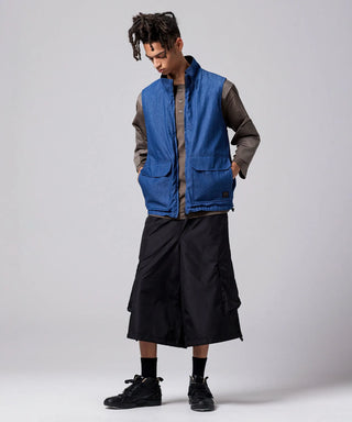 ブラック（裏側）／モデル身長 181cm／着用サイズ L