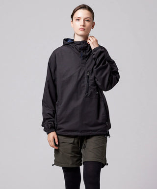 ダークネイビー×ブラック（裏側）／モデル身長 169cm／着用サイズ XS