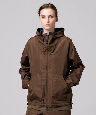 ダークネイビー（裏側）／モデル身長 169cm／着用サイズ XS