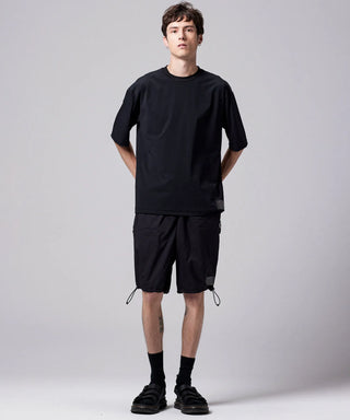 ブラック／モデル身長 178cm／着用サイズ L