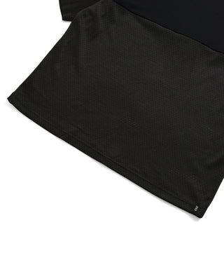 身頃下部はメッシュ切り替え