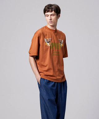 ブリックオレンジ(スカジャン鷹刺繍)／モデル身長 178cm／着用サイズ L