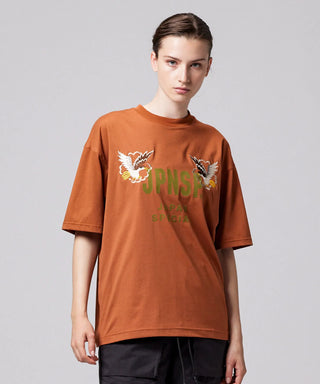 ブリックオレンジ(スカジャン鷹刺繍)／モデル身長 169cm／着用サイズ XS