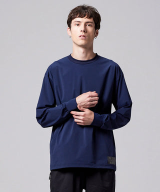 ダークネイビー／モデル身長 178cm／着用サイズ L