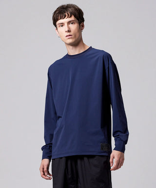 ダークネイビー／モデル身長 178cm／着用サイズ L