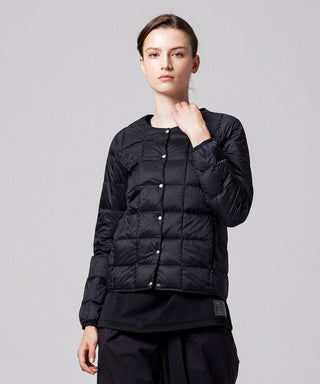 ベーシック クルーネックボタン インナーダウンジャケット<TAION-W104>