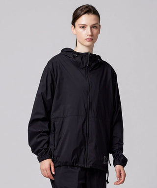 ブラック／モデル身長 169cm／着用サイズ L