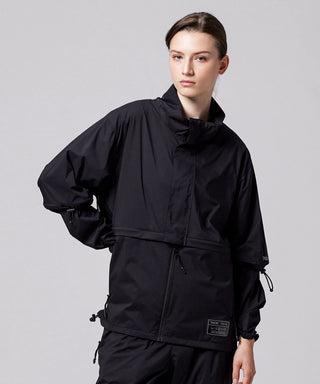 ブラック／モデル身長 169cm／着用サイズ L