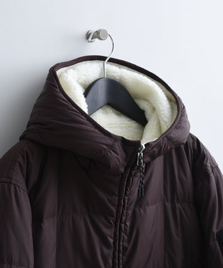 Eddie Bauer×TAION リバーシブル ダウン×ボア パーカー <E242851M>