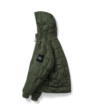 Eddie Bauer×TAION リバーシブル ダウン×ボア パーカー <E242851M>