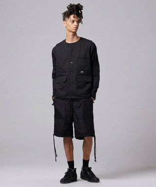 ブラック／モデル身長 181cm／着用サイズ L