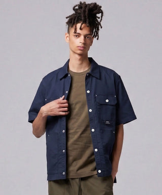 ダークネイビー／モデル身長 181cm／着用サイズ L