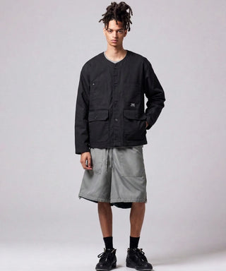 ブラック／モデル身長 181cm／着用サイズ L