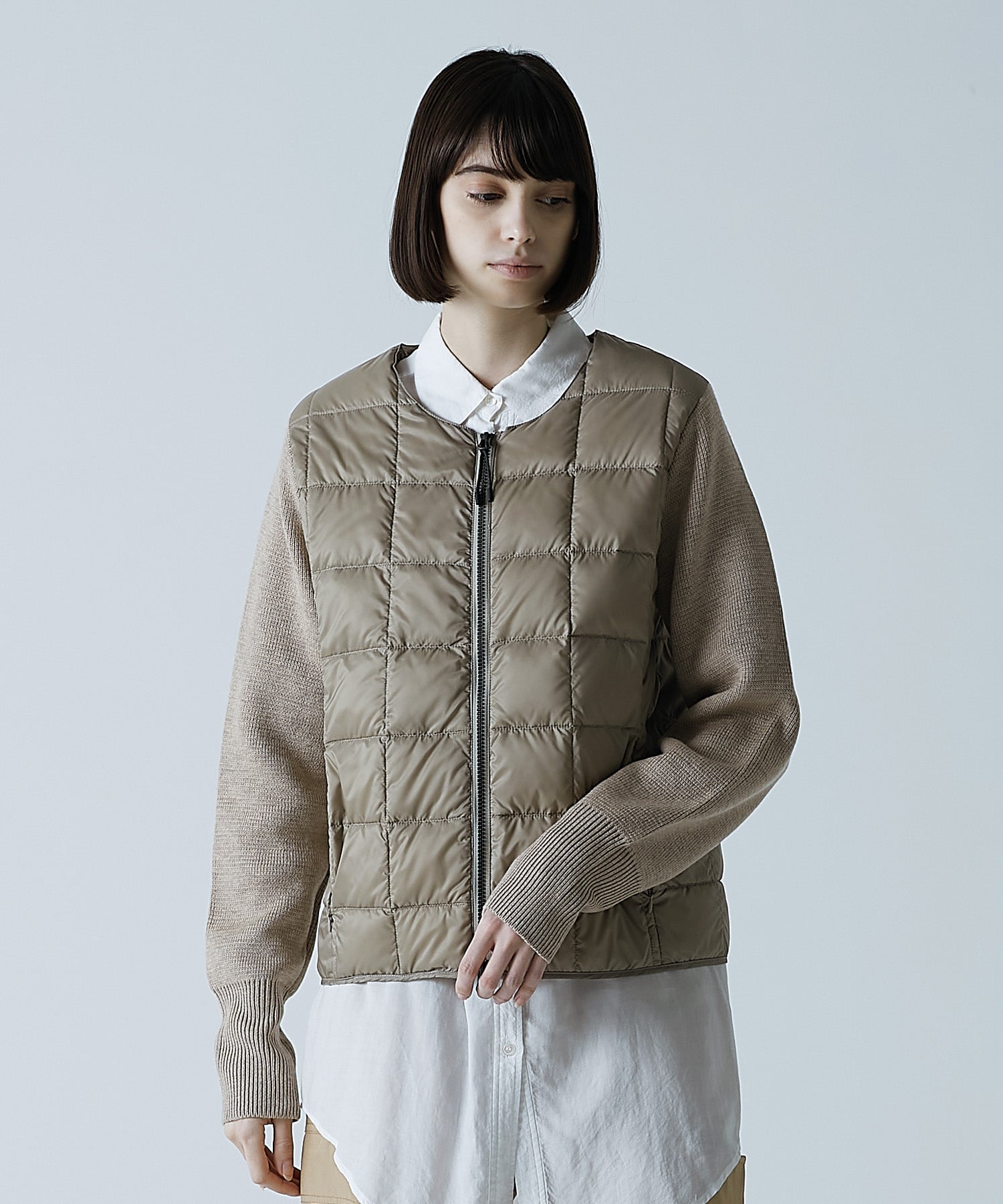 2021年　ロゴワッペンダウンニット Perushu（ペルーシュ）の「ワッペン刺繍ロゴメッシュニットプル