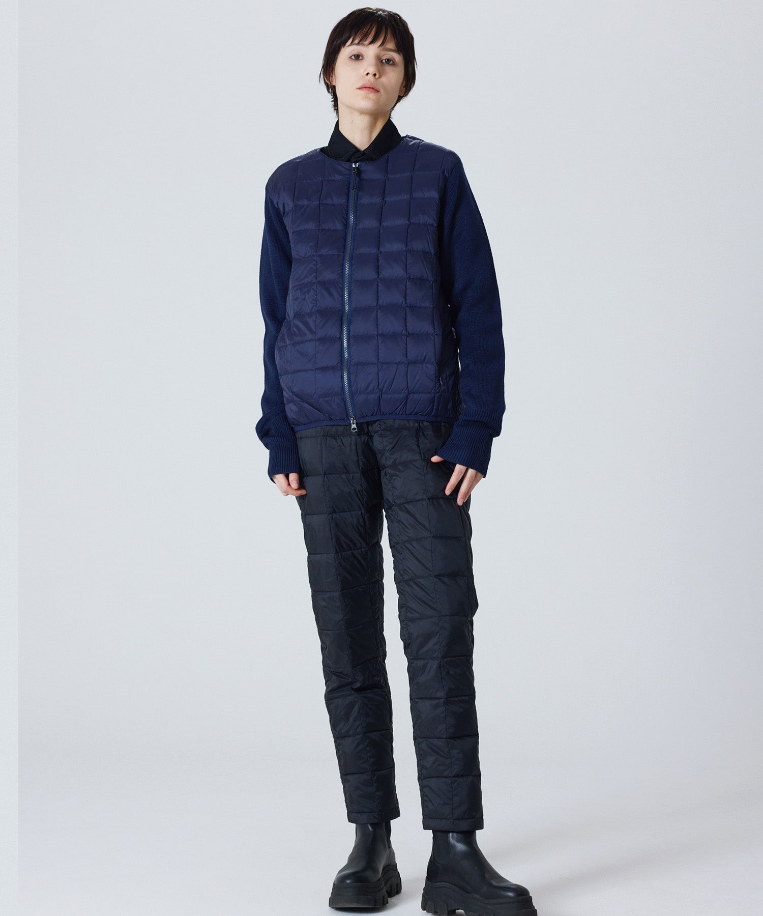 2021年　ロゴワッペンダウンニット MONCLER (モンクレール) ワッペンロゴ 総柄 クルーネック ニット